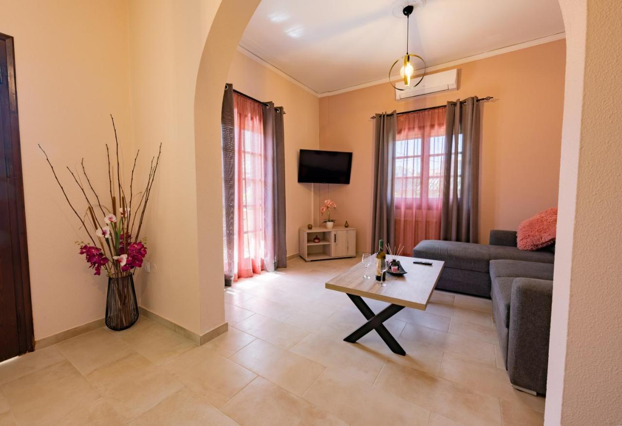 La Casa Di Volpe Apartment Alepou