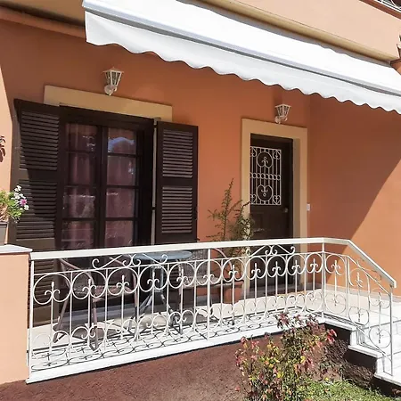 La Casa Di Volpe Apartment Alepou Exterior photo